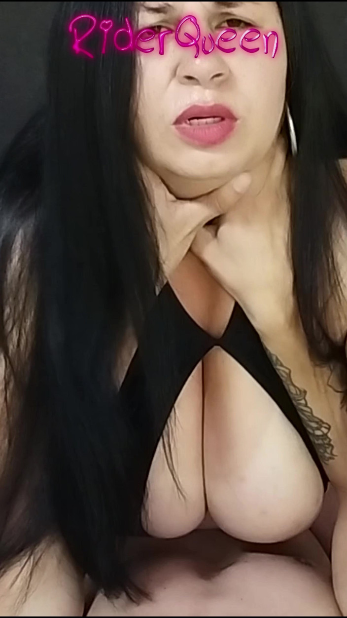 Riderqueen BBW Step Mom Latina Ebony: Moje děvka manželka MILf Fuking s štíhlým nevlastním synem