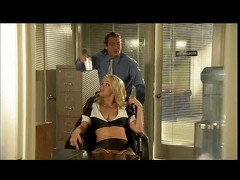 Office Sluts: L'eccitante segretaria miLF viene sbattuta dalle sue tette
