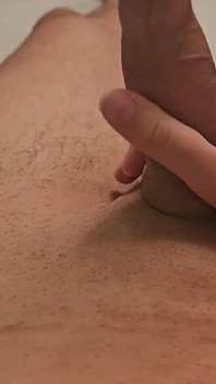 La teen arrapata mouse mi masturba il cazzo fino a quando non vengo!
