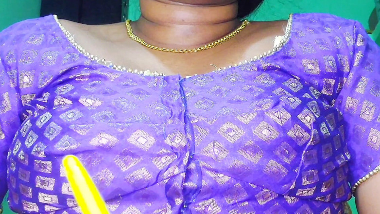 Desi Mohini: लतिका भाभी सौतेले पिता के बड़े स्तनों के साथ हार्डकोर