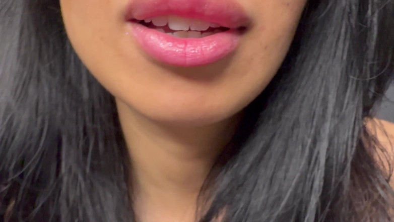 Asmr_mouth: 私のリップグロスとしての白いカムロープ