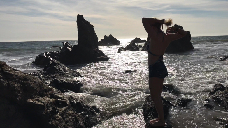 Erin Electra: Model Bläst Am Strand