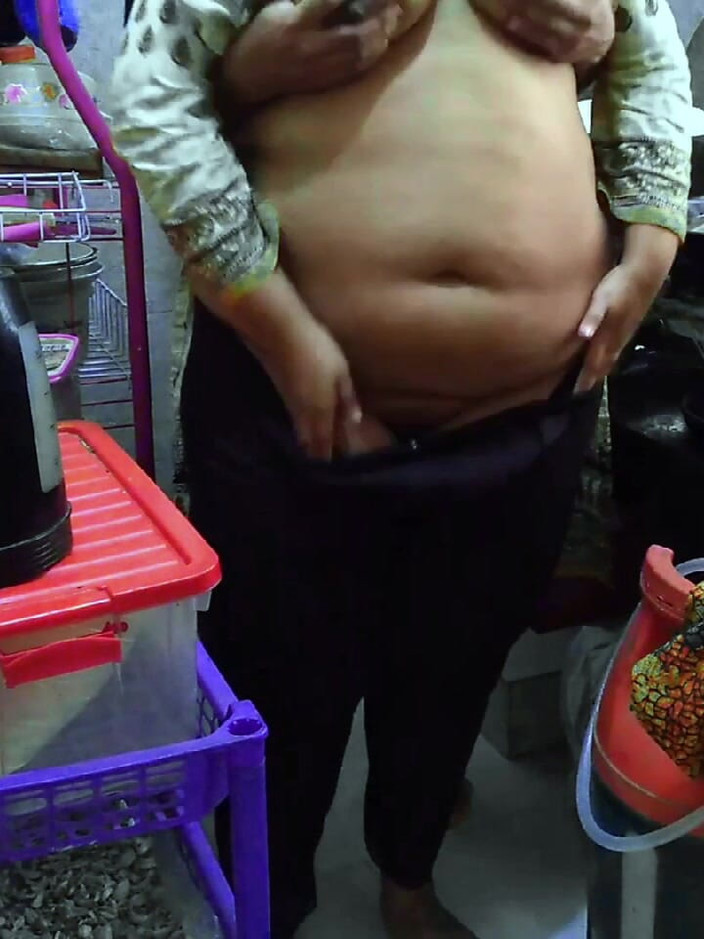 Aria Mia: Indyjska Desi BBW gospodyni domowa zarozumiałości w kuchni i sąsiada...