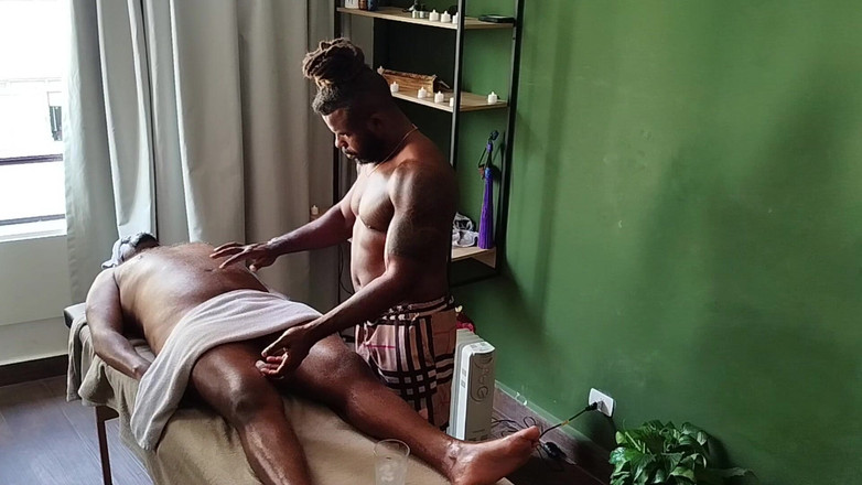 TheBlacKHunterr: Camera Image of Bear on Massage.