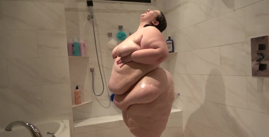 Kayla Peach studios: Жиробасина в душе