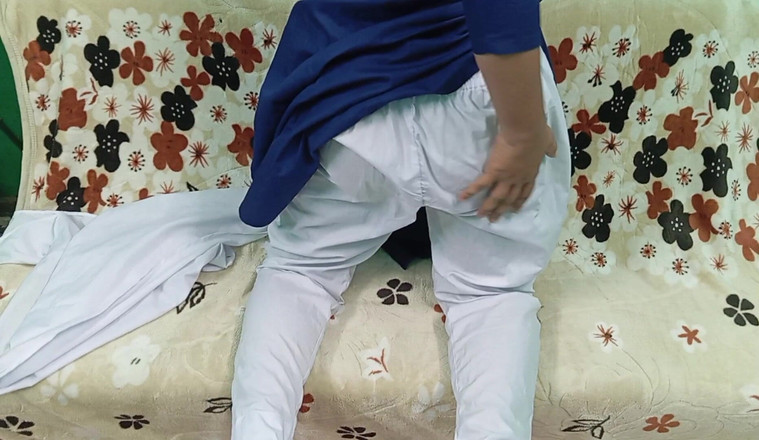 CoupleWorld: Tuteur privé et étudiante sexy