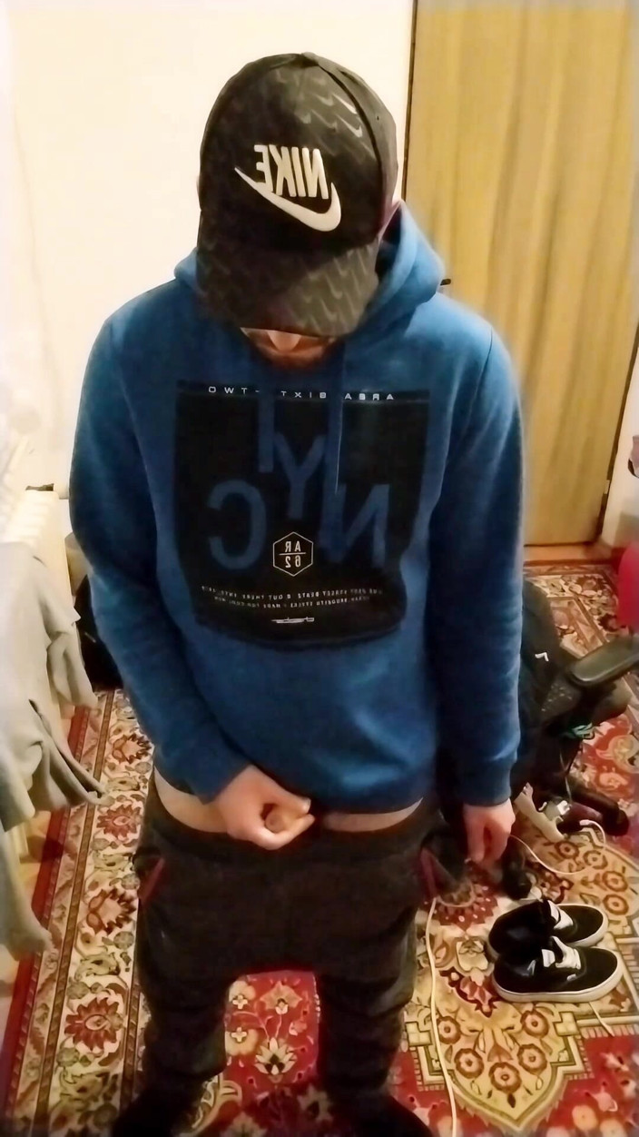 jerkofflover: Videoclip cu camera mea unde am ejaculat