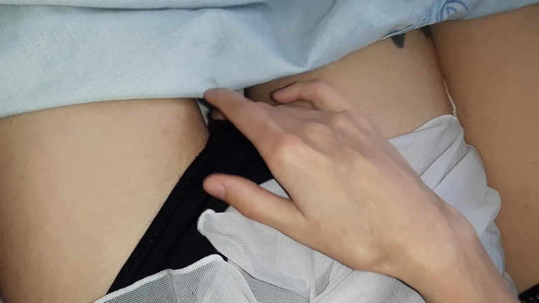 Lesbian-illusion: Tre studentesse hanno saltato il college perché non riuscivano a...