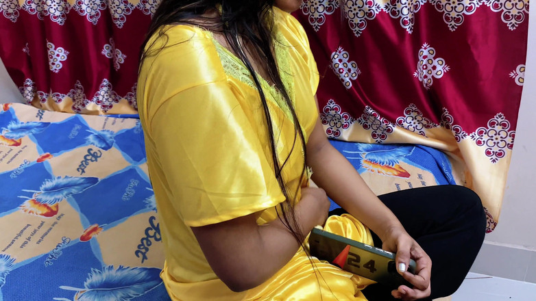 Bdsex24: Adik tiriku yang sange ngentot memeknya habis-habisan sama abang tirinya...