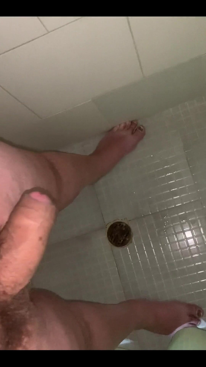 Ksanchez1203: Playful the Bath
