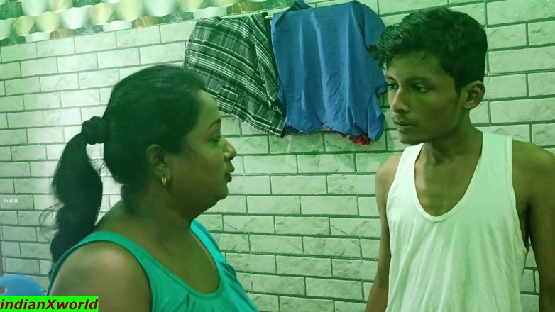Indian Xshot: หนุ่มเดสีวัยรุ่น เย็ดคุณนายเงี่ยนที่บ้าน