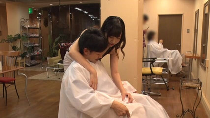 CherryBONBON: Gözlerinin seninkiyle kilitli kaldığı bir güzellik salonu.