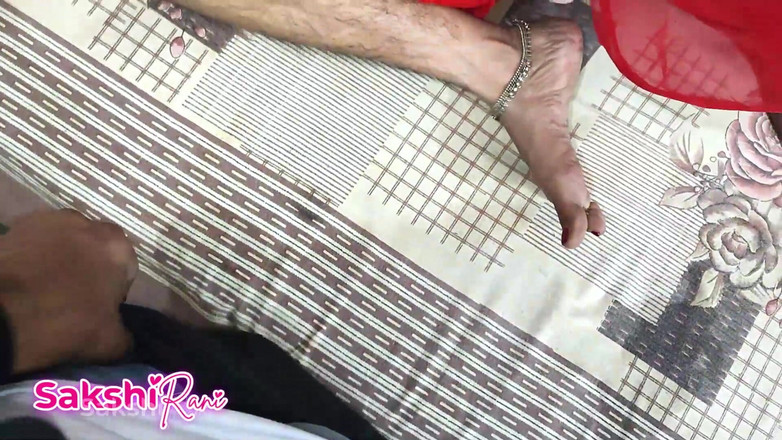 sakshi_raniii: Desi macecha šuká na vánoční oslavu! Se sprostými řečmi