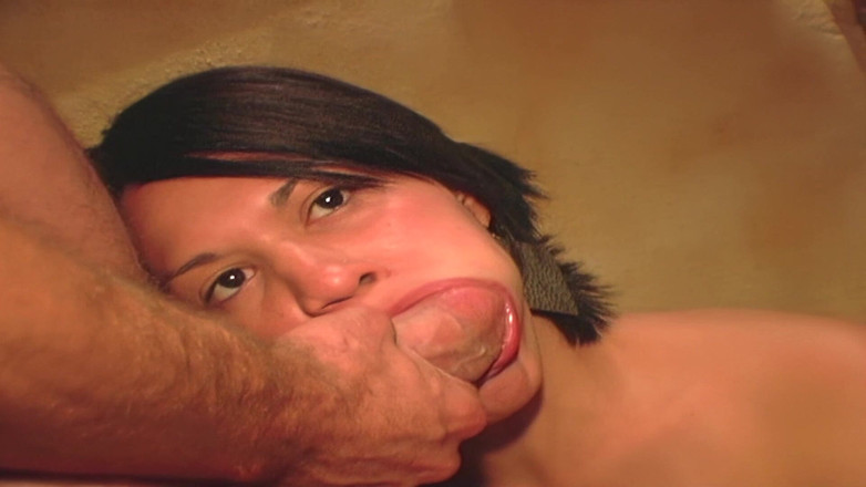 Perv Milfs n Teens: Allaura menelan setiap tetes air mani dari kontol dia selesai...