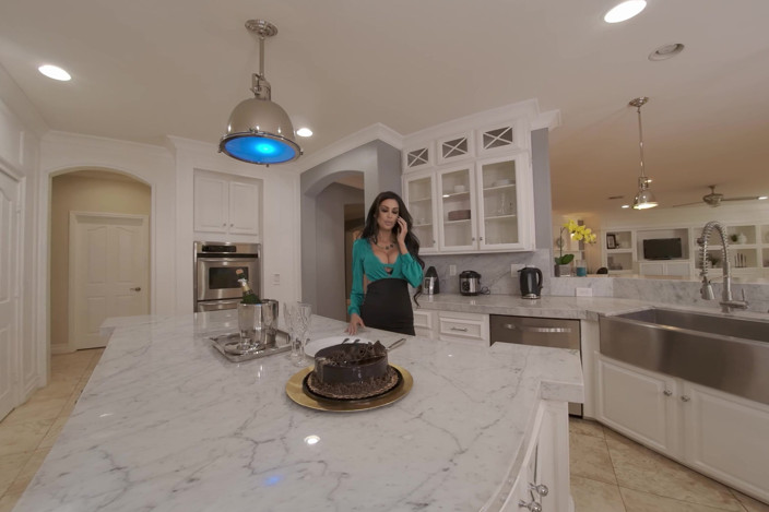 My Friend's Hot Mom VR: Gorgeous MILF Jamie Michelle Got Stud up and Now She...