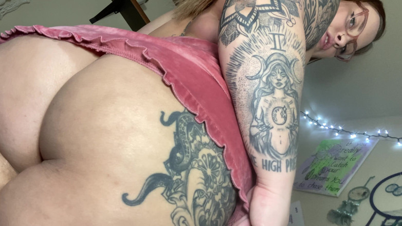 ChandlerKnight: Striptease leva a gozada cremosa