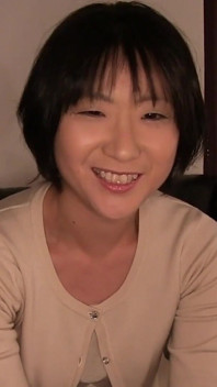 A Slut with a Neat Face Under the Lewd Disguise. One-on-one with an Amateur Slutty Wife Next Door 3-5