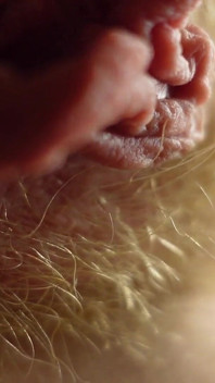 POV Seduta in Faccia Cavalcando La Tua Faccia Con La Mia Figa Muscolosa