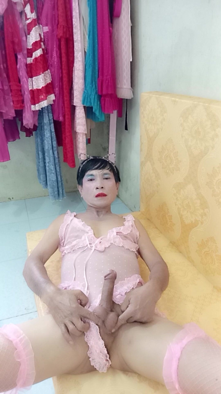 nguyen dang thien tri: 섹시한 란제리 포르노를 입은 트랜스젠더가 자지를 너무 쾌락있게 따먹어