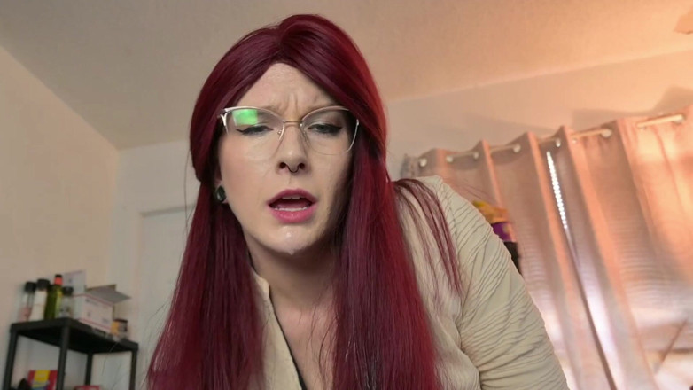 Missellie8: Stepmommy: the Nympho Unleashed