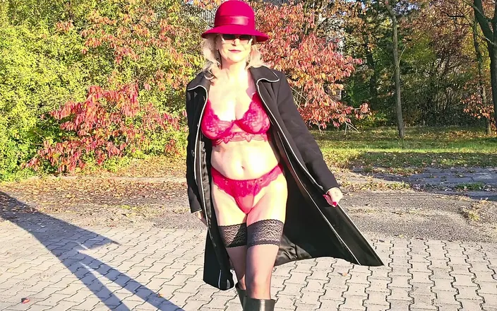 Misses_Jenny: Autumn Outdoor Striptease