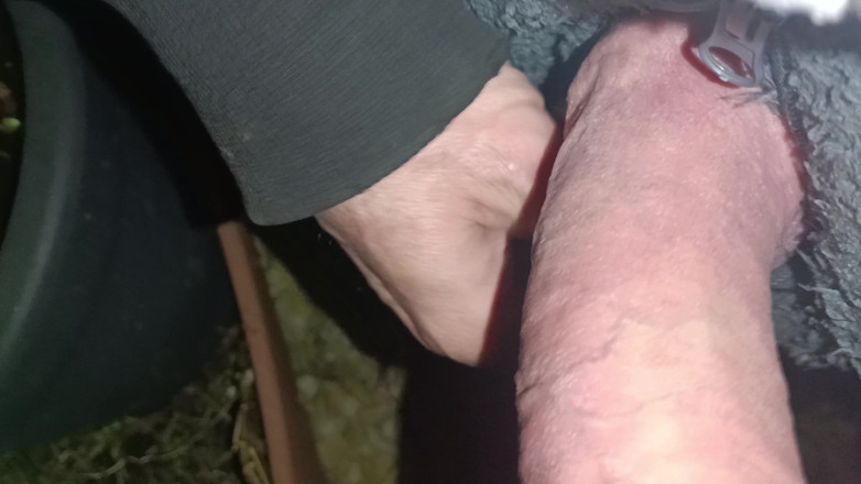 Rockardglans: Noční venkovní Onesie Wank, Zblízka Edging a Cumming - Rockard Daddy