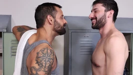 Menover30 - 괴물 자지에게 따먹히는 수염난 덩어리