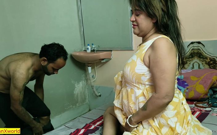 Indian Xshot: Індійська туристка бхабхі один раз у секс-фантазії! Гарячий секс
