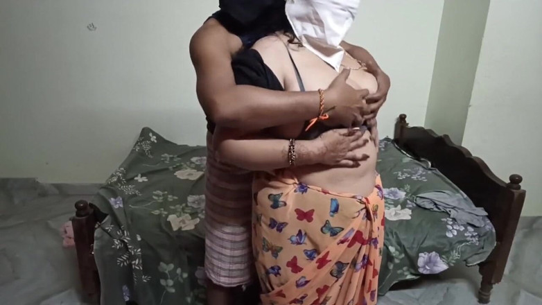Telugu-fuckers: India hermanastra estilo perrito, duro, monta con hermanastro