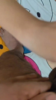Bhabhi Ko Sex Video Dekhte Huye Pakda
