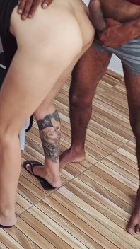 ¡la Costurera Toma Medidas De Los Pantalones Del Hombre Superdotado Acabó Siendo Follada!