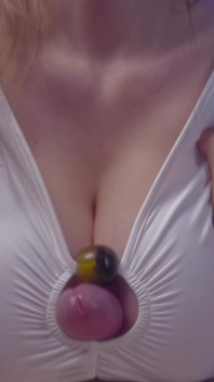 Riesige Melonen Tittenfick: Klebrige Nuru Gel-überladung - Lilykoti