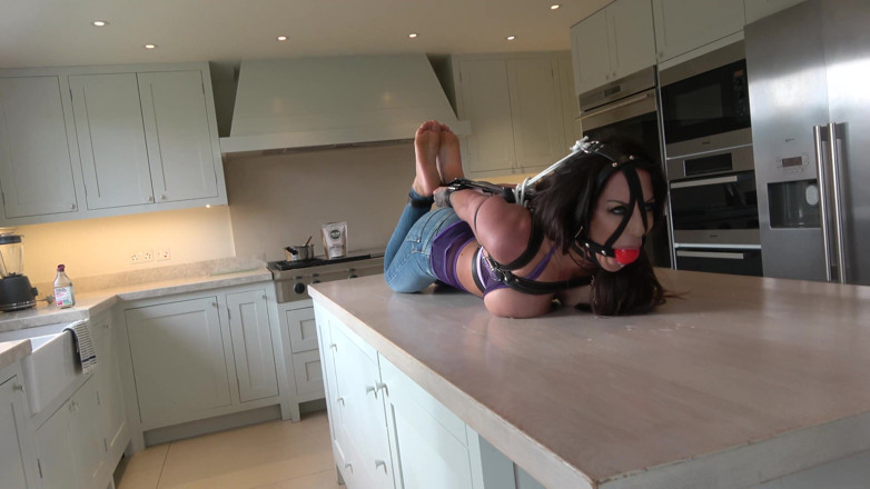 Latina Fetish: Mila e charlie