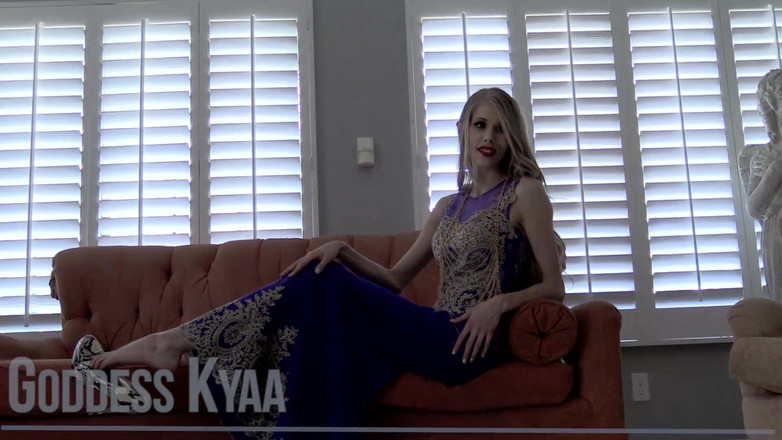 Kyaa Chimera: Bohatá bohyně verbální ponížení