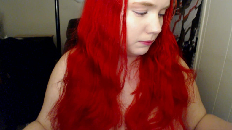 Scarlet Vixen: Oyun oynarken öksürüyor! (wmv)