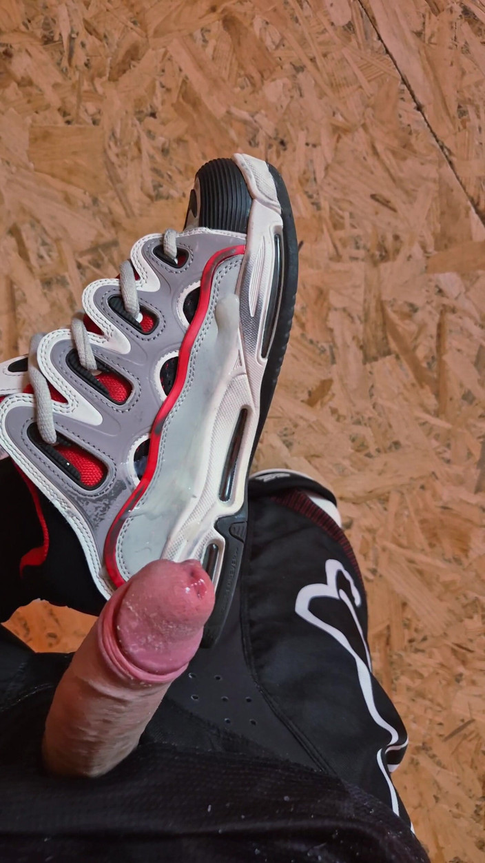 Sneakersmax98: I cumin la aceste sexy Osiris Sneakers D3