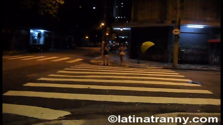 Nikki Montero: Sao paulo streets having fun with other t-girls