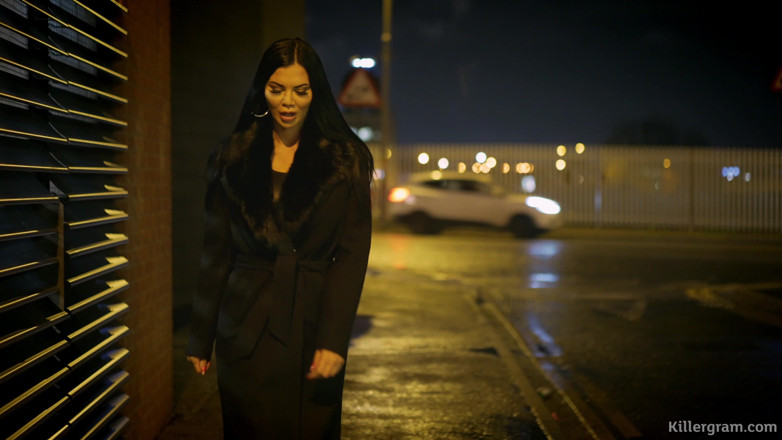 Killergram: The MILF Streetwalker