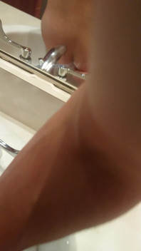 Jiggly White Oriental Ass