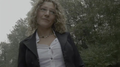 Inthe MILF room: Alessia Donati rzuca w parku z ostatnim moczeniem