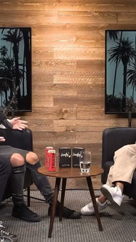 Cherie Deville cuplează cu Sara Rose în Podcast Studio