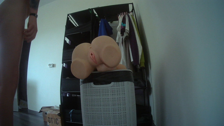 Karlson studio: I Left Home for an Hour and Everything Changed
