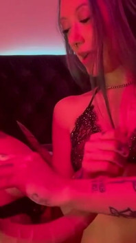 Lacey Jayne과 세이지 헌터 딜도 핸잡 JOI
