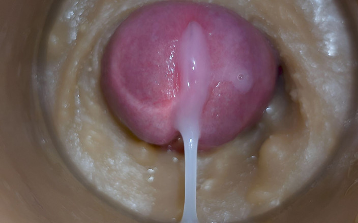Creme sperm: Extreme Close up! Injecting a Large Dose of Sperm Pussy...