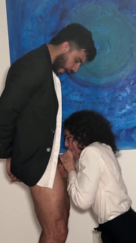 SUBMISIVNÍ SEKRETÁŘKA BDSM DOSTÁVÁ TVRDÝ SEX, SEX DO OBLIČEJE, VÝPRASK, DOMINANCI A FETIŠ NA NOHY!