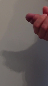 Veiny as fuck enquanto usa um pau e atira uma carga maciça