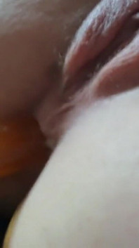 Masturbazione Con Le Mutandine Da Unicorno Sotto I Jeans, Poi Mi Infilo Con Le Dita E Mi Metto Il Sedere