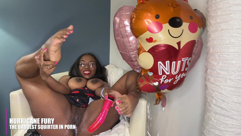 Hurricane Fury: Sevgililer gününde aşırı fışkırtma