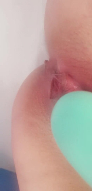 Wet and dirty: 내 보지는 노는 걸 좋아해