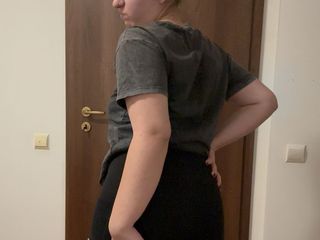 NipsAndStrips: Deliziose scoregge prima di andare a letto